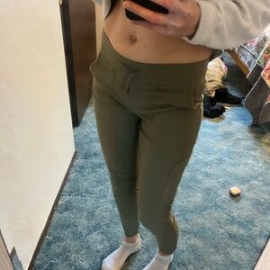 Columbia Olive Green Skinny Pants